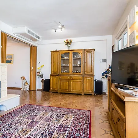 別荘 3 Bedroom Nice In Zaton Veliki *
